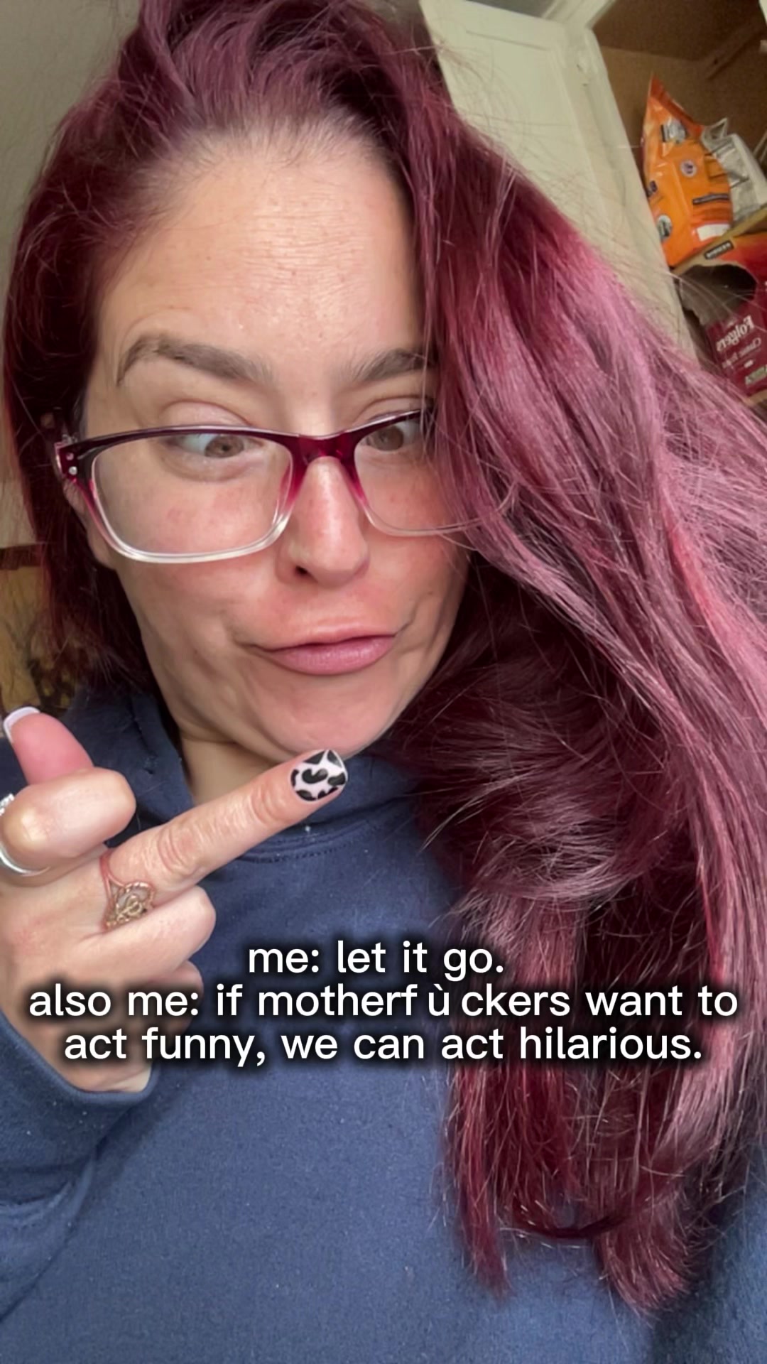 @Queen_Hoodie408
