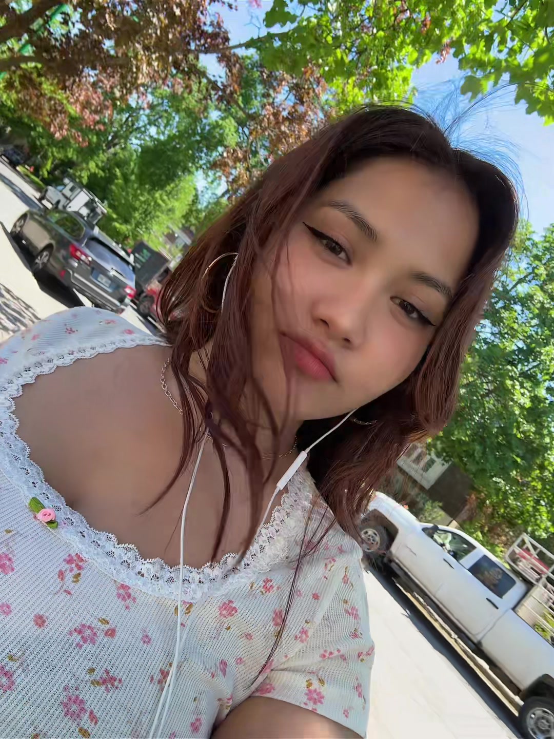 @🐝  𝔅𝔢𝔢 🍯