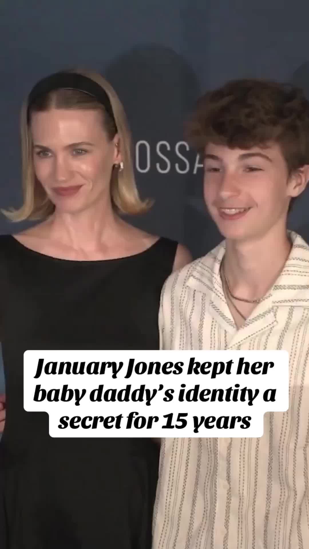 @Hollyweird