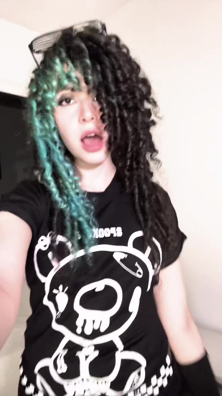 @CamiCami 🥀🥀