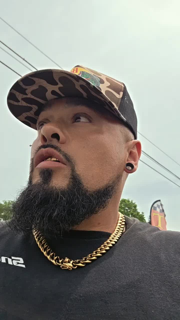 @LOUIEVSXXII