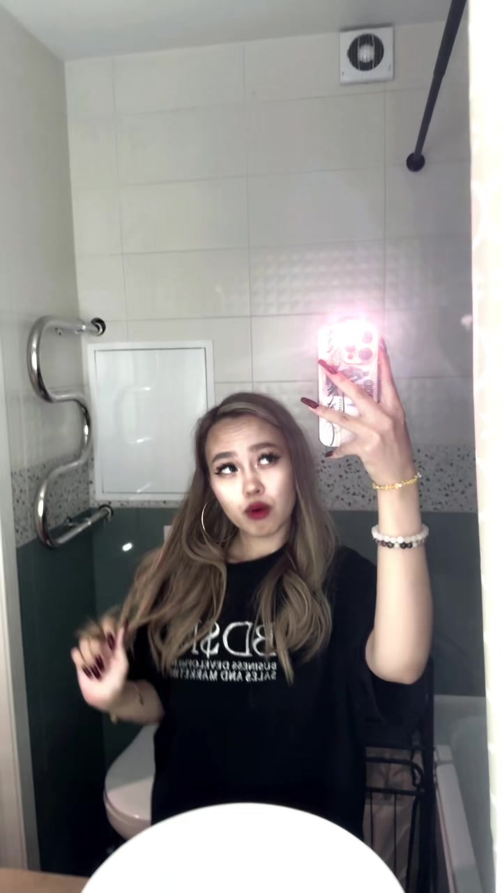 @aleonora.bu