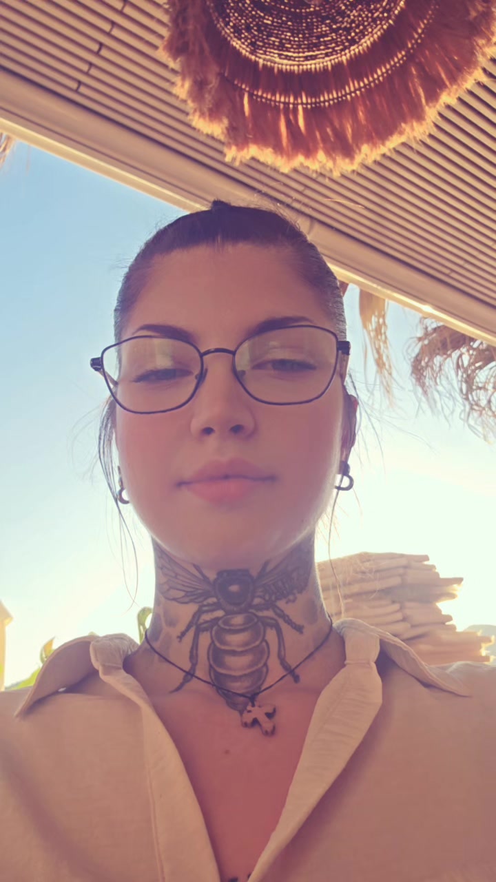 @Ана🇷🇸