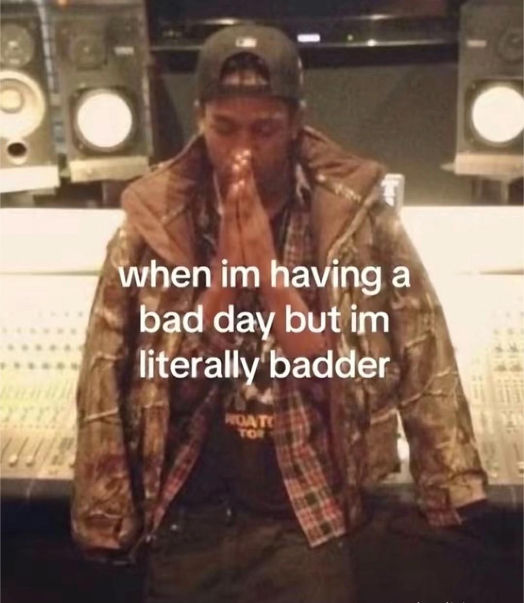 @𝔞𝔰𝔱𝔯𝔦𝔡