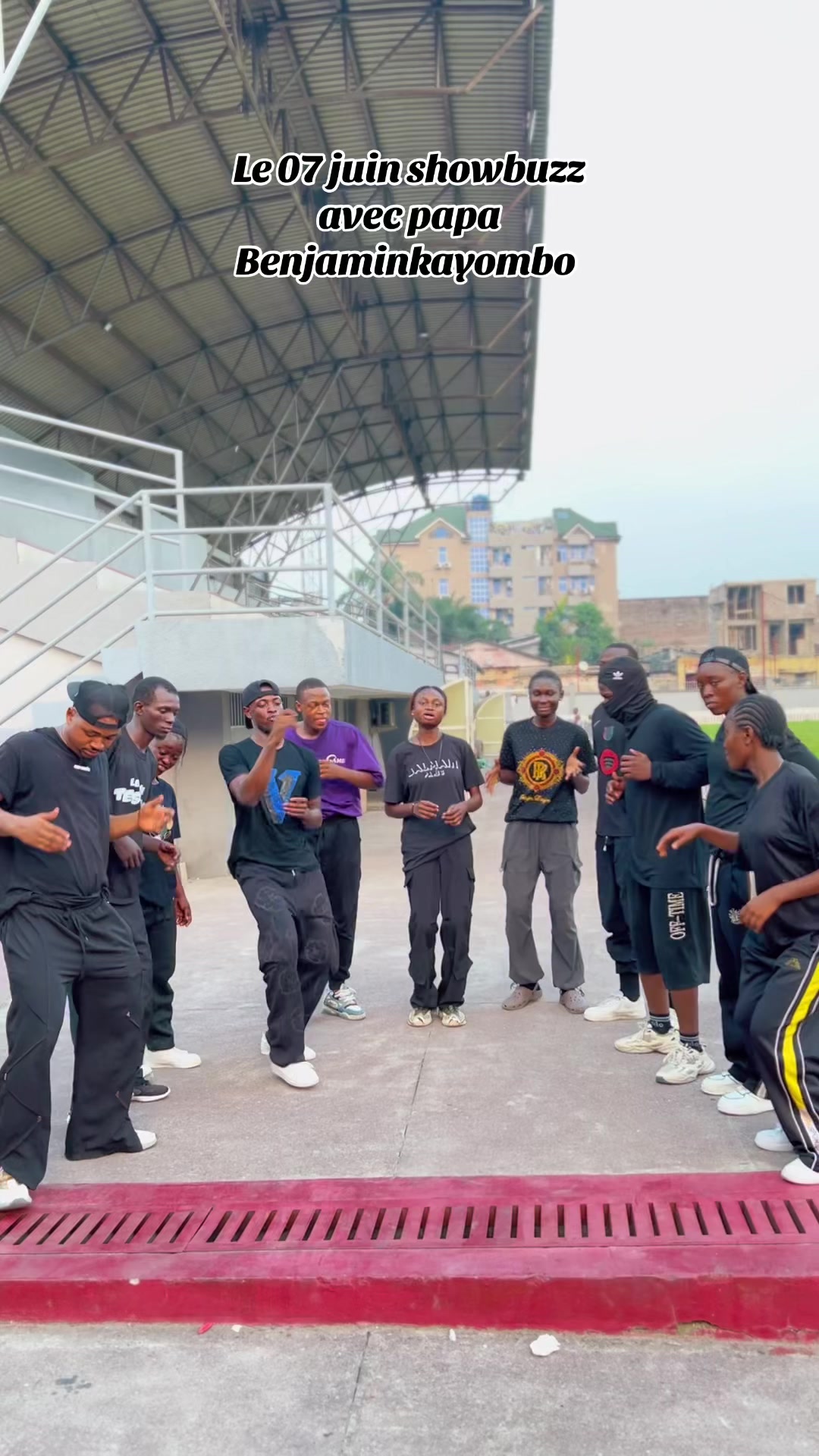 @WE ARE THE BEST DANCE 🤜🤛🇨🇩