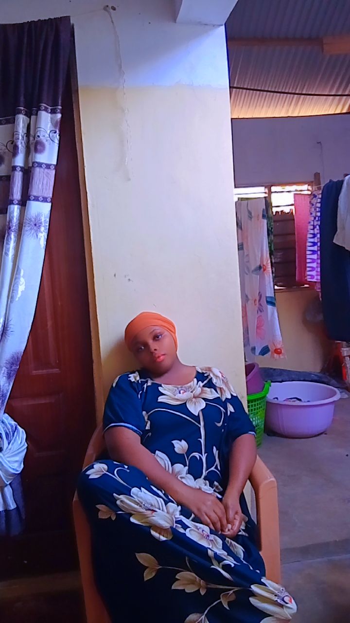 @mwanamina salim oo2