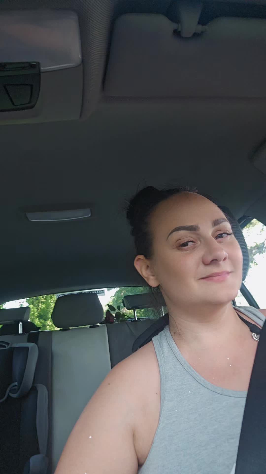 @Bosė😅