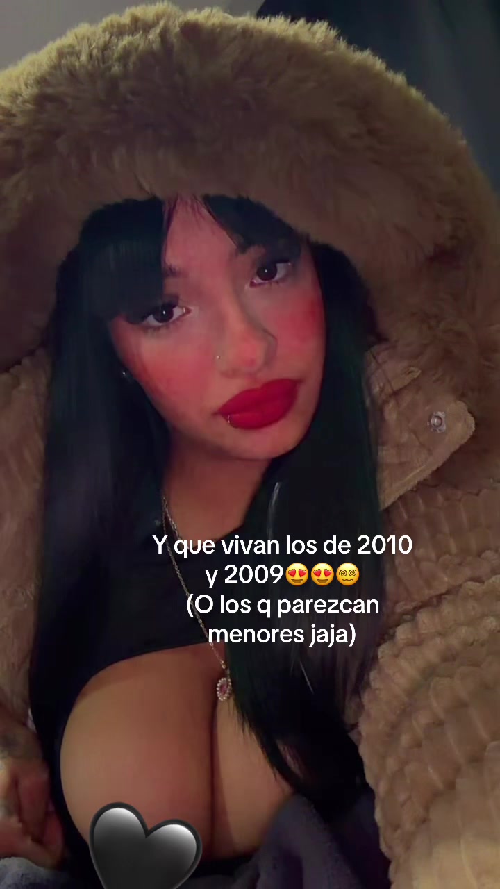 @Anaahii1