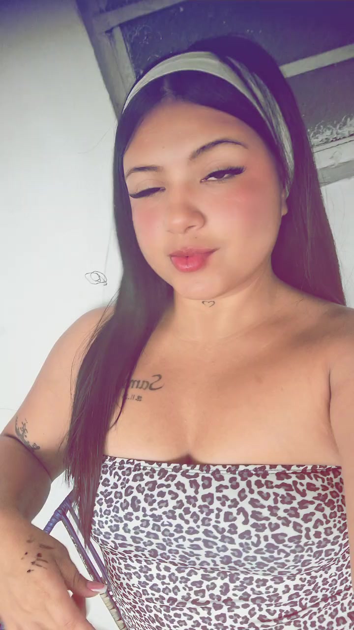 @Yeimy🎀🧃