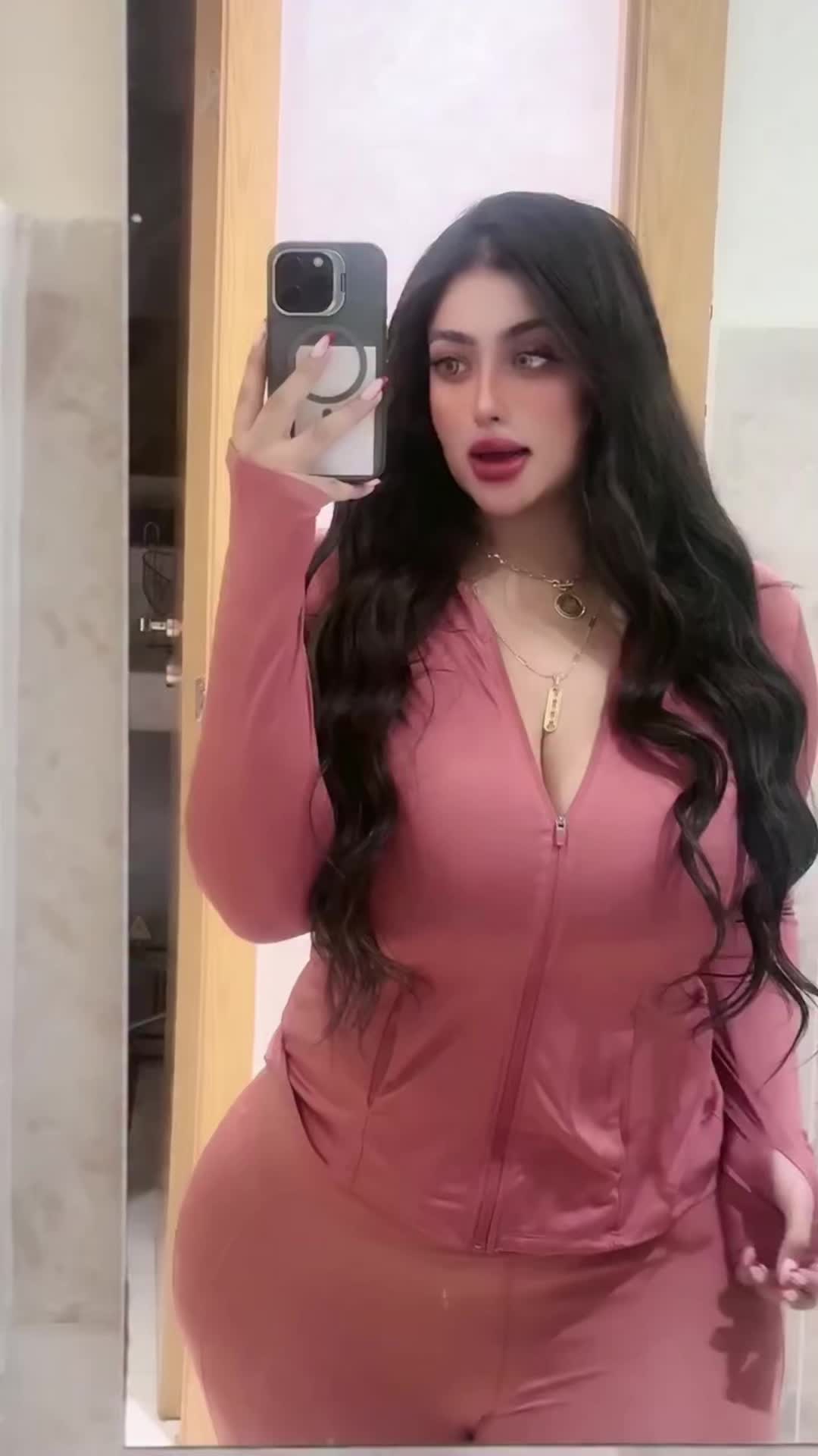 @Kamorita