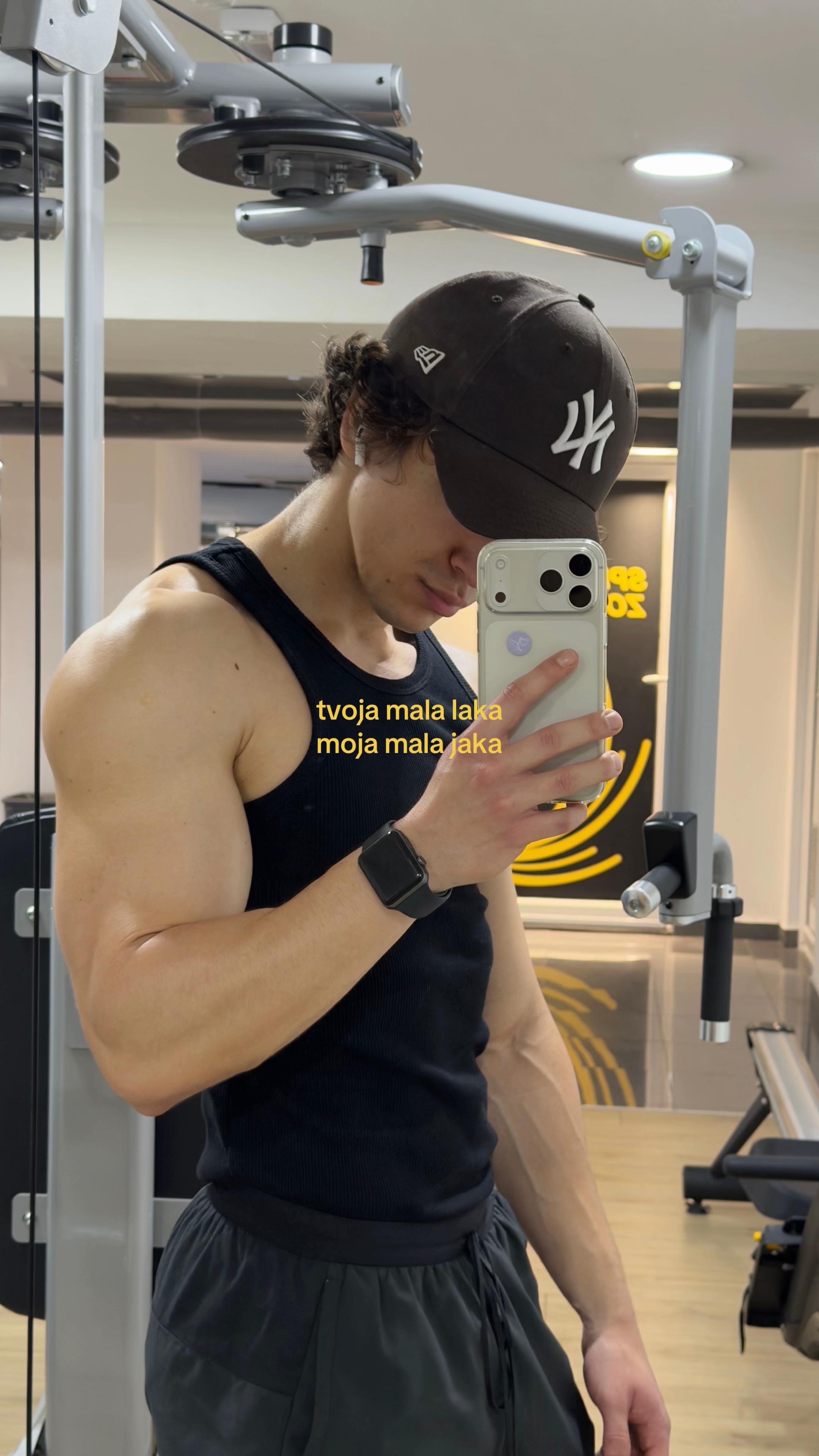 @vuki