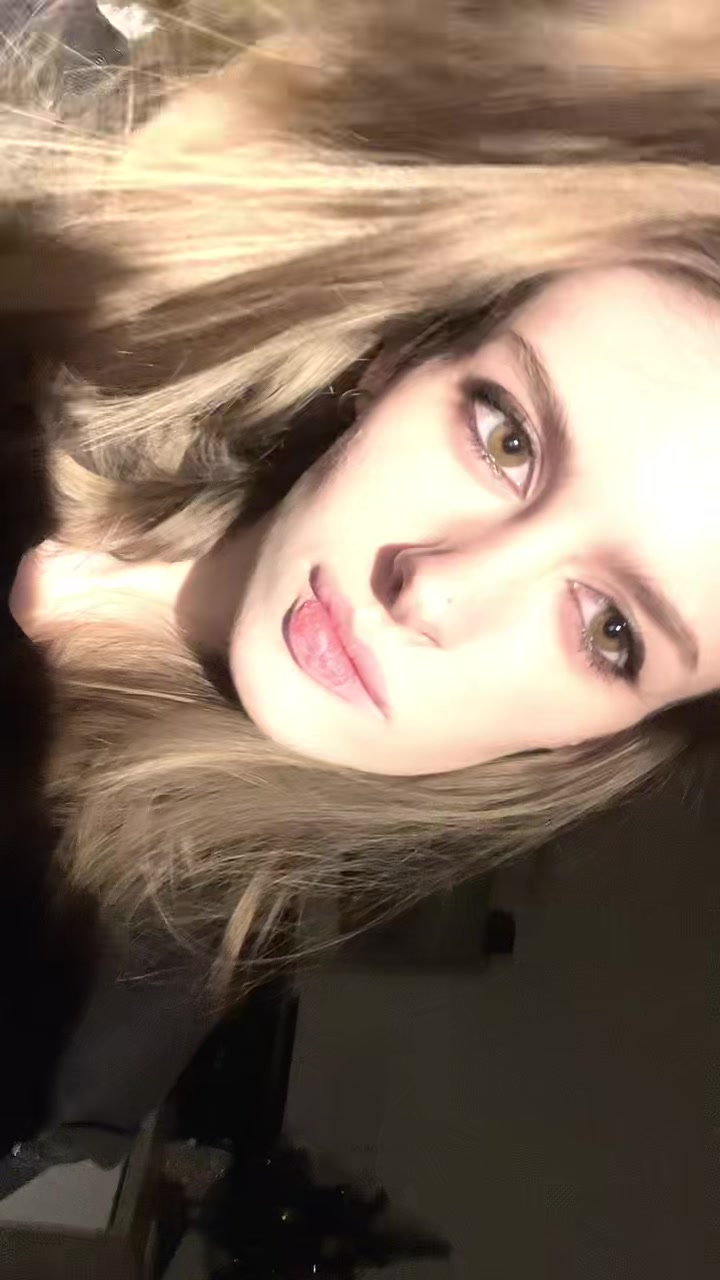 @Awemorre👁&zwj;🗨