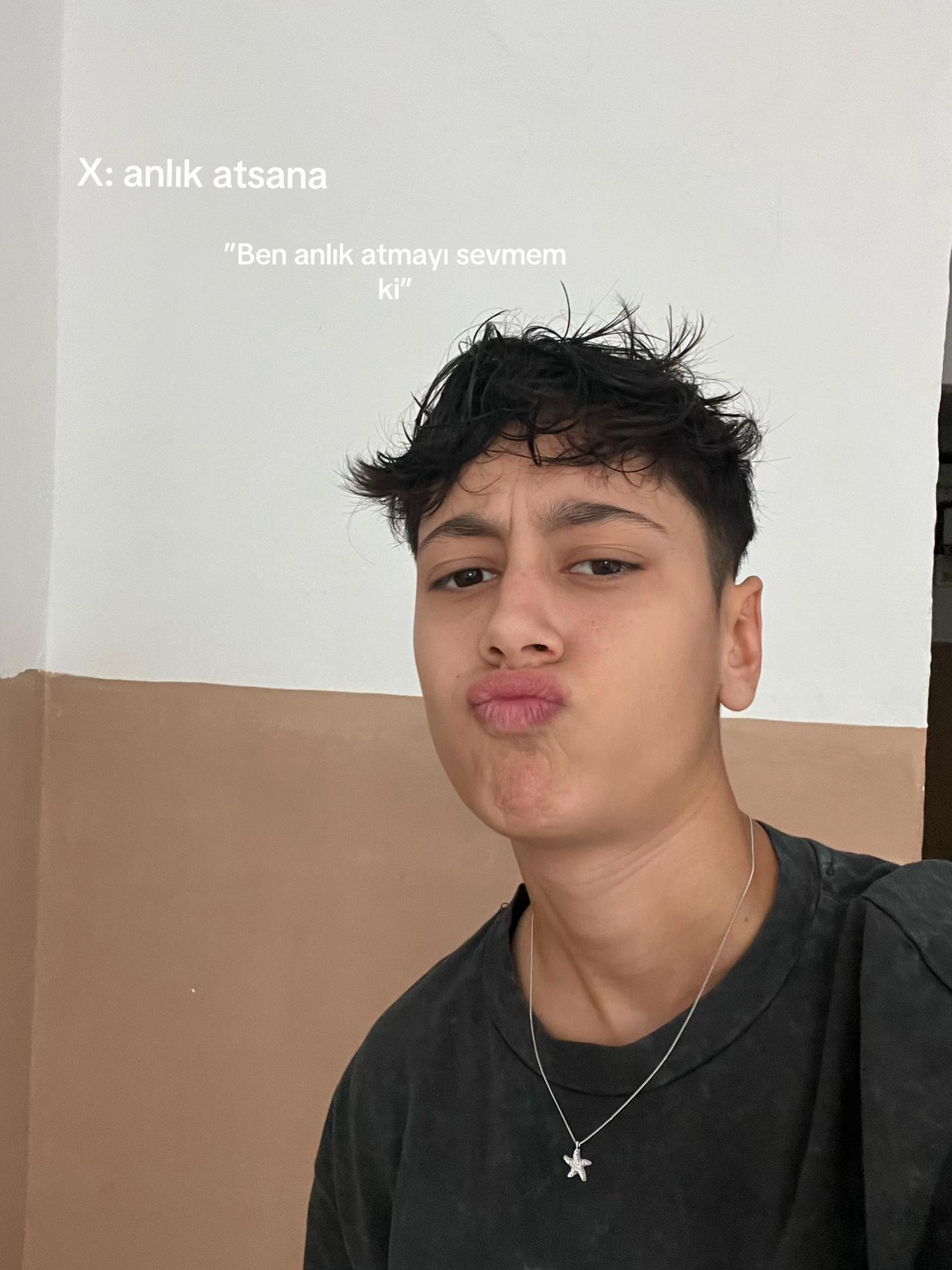 @Elifff