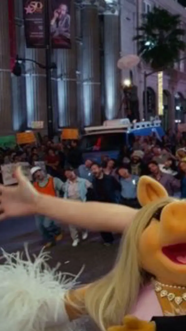 @WOmanlymuppet