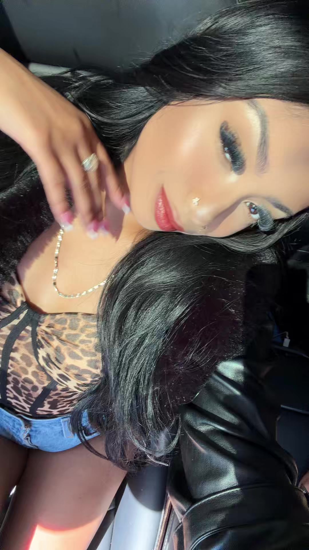 @𝒫𝓇𝑒𝓉𝓉𝓎𝒻𝒶𝒸𝑒𝒾𝓈𝓈𝒶🤎