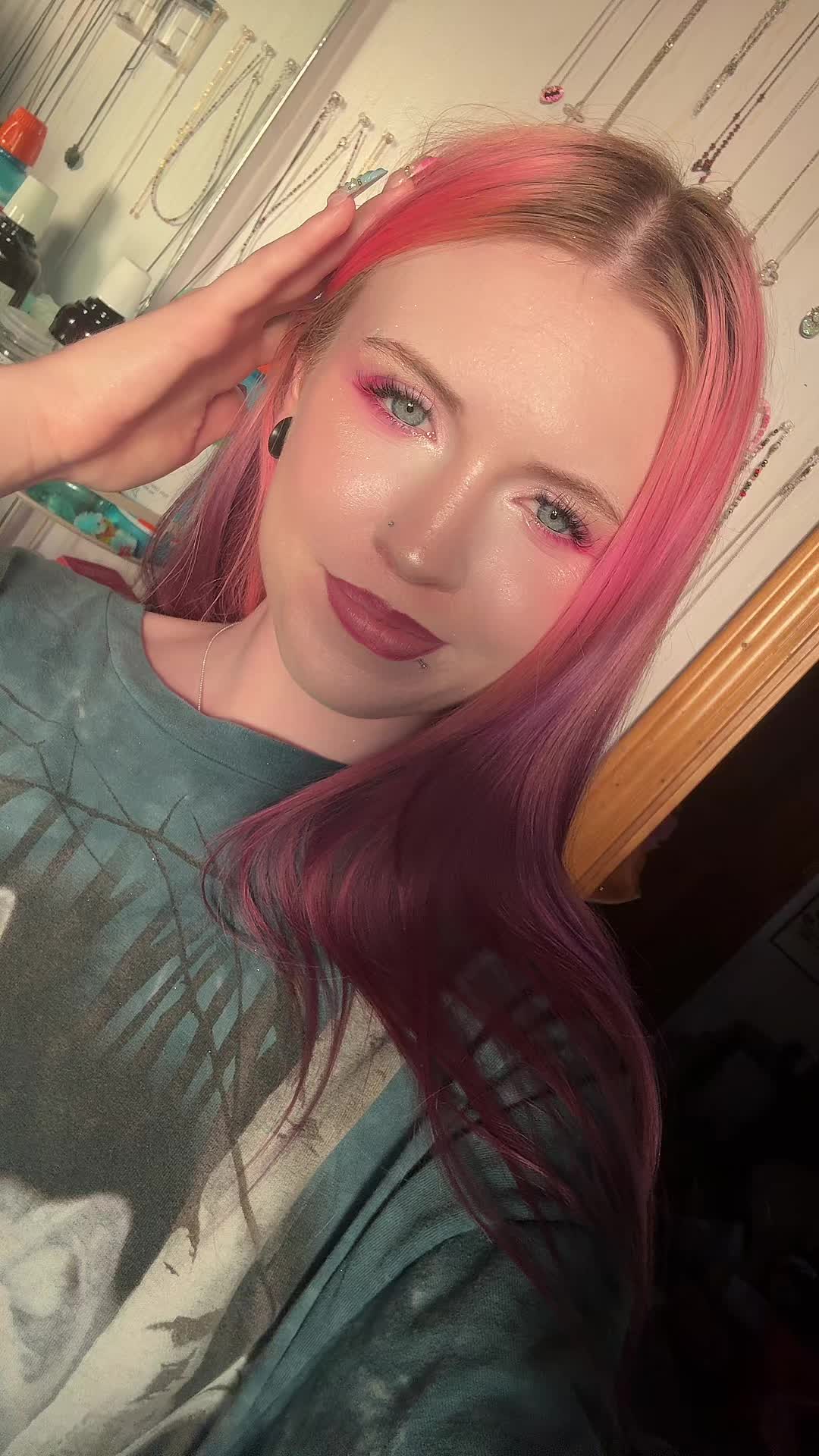 @l4dybugs4life_