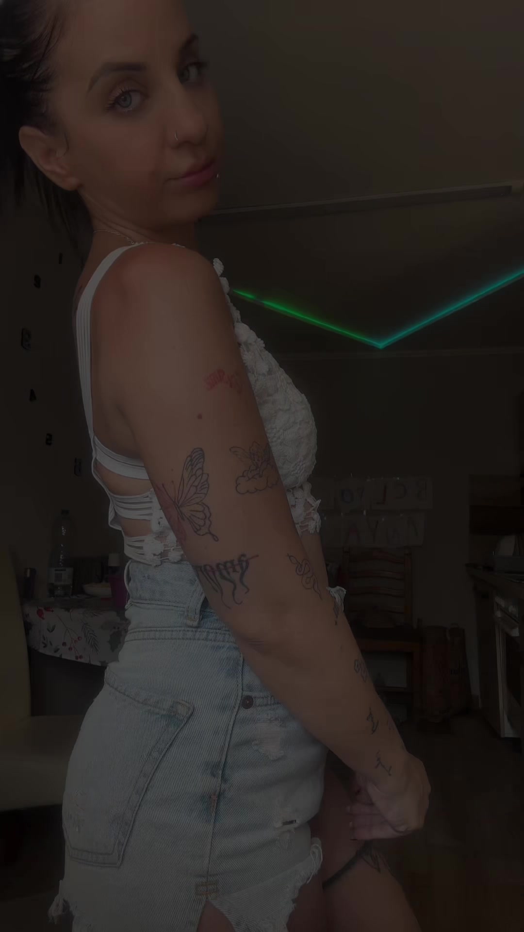 @Alexandra Farkas