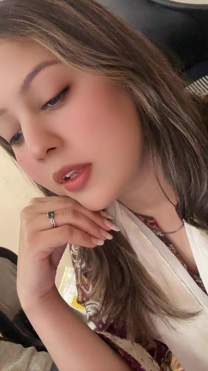 @ChawLa🥀