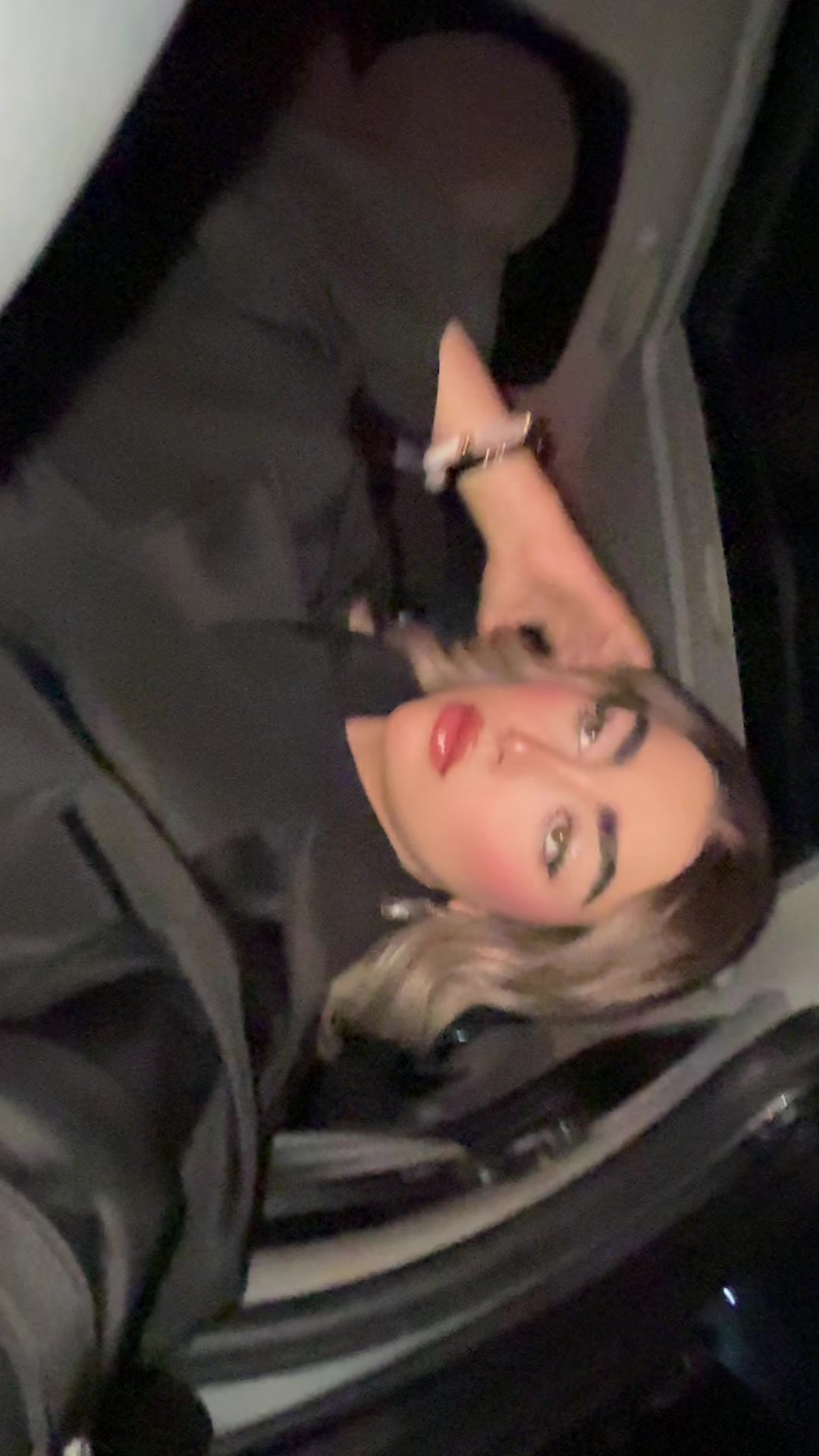 @MAHSA 🍒 ZAMANIAN