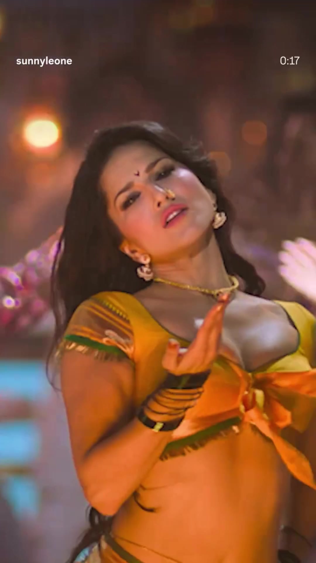 @SunnyLeone