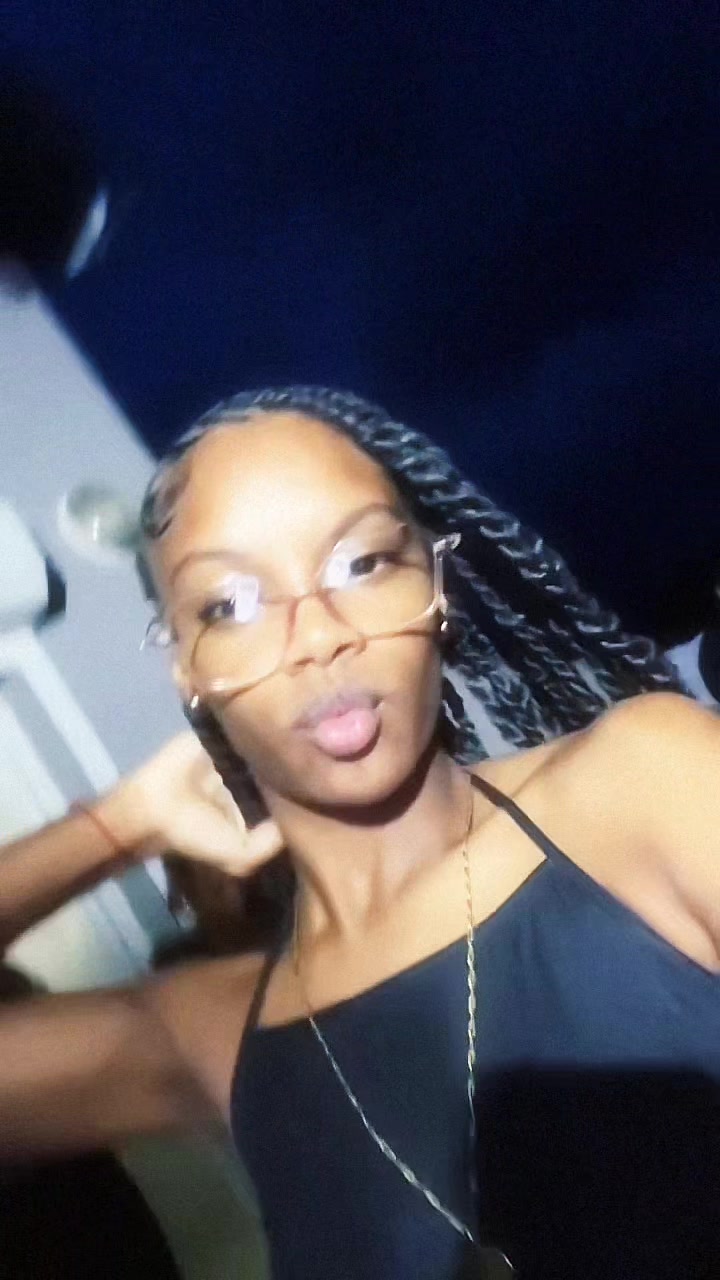 @𝐌𝐲𝐦𝐲𝐲 💋.