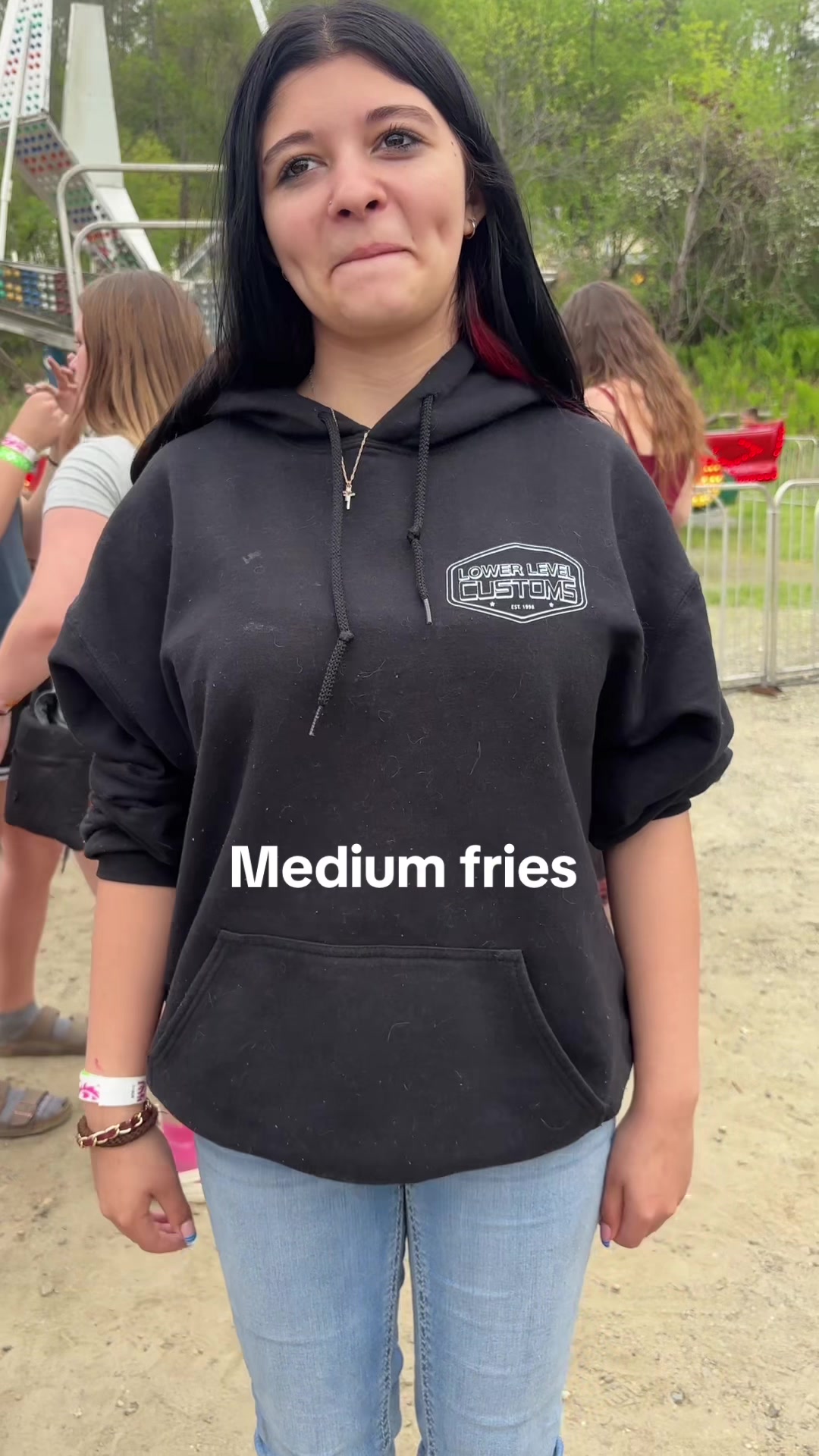 @𖣂