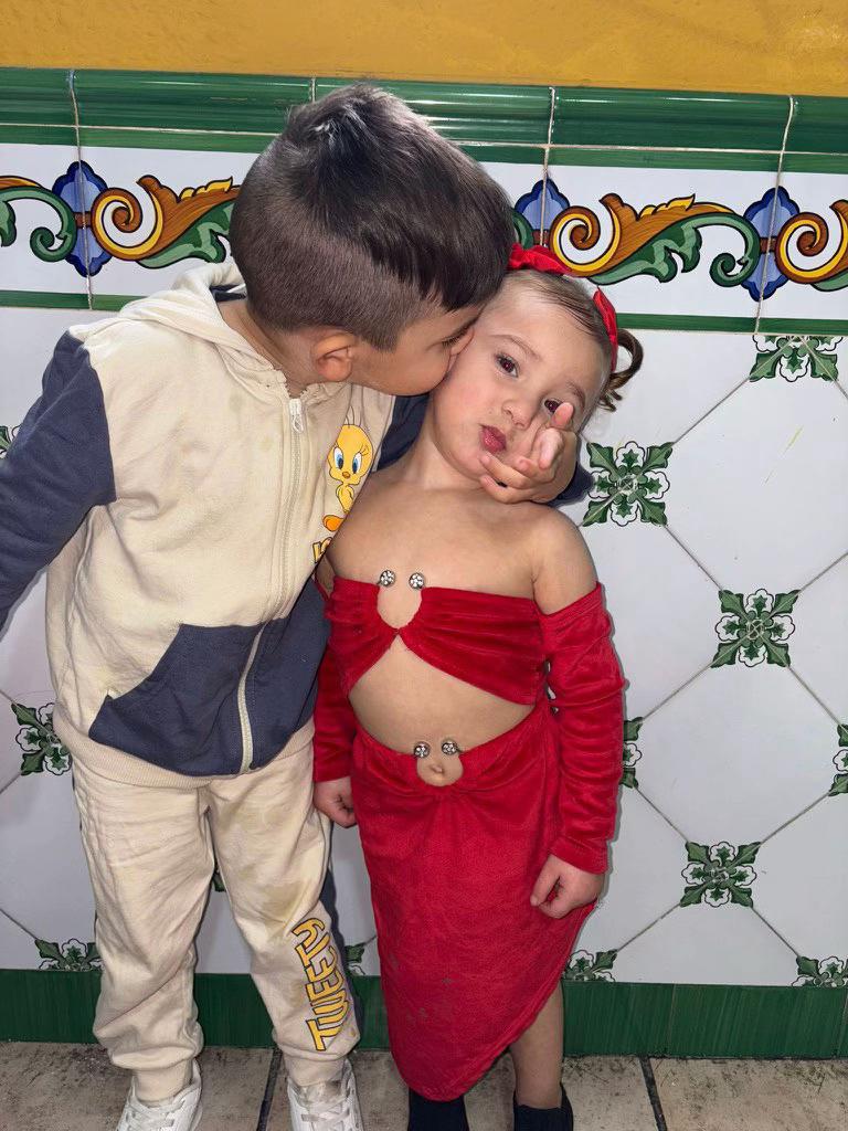 @Antonio y coraima
