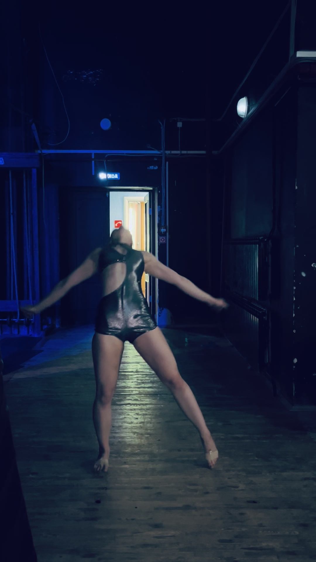 @<3