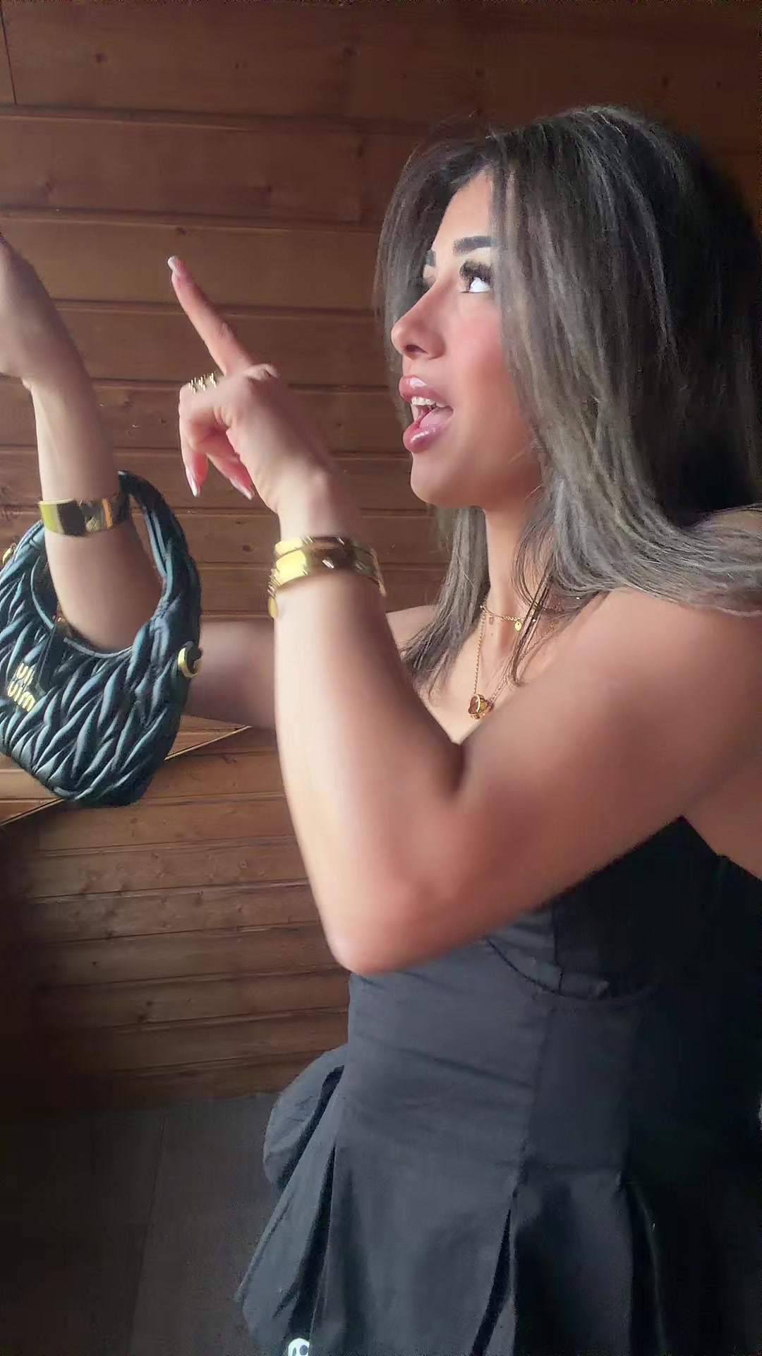 @&Ouml;zge