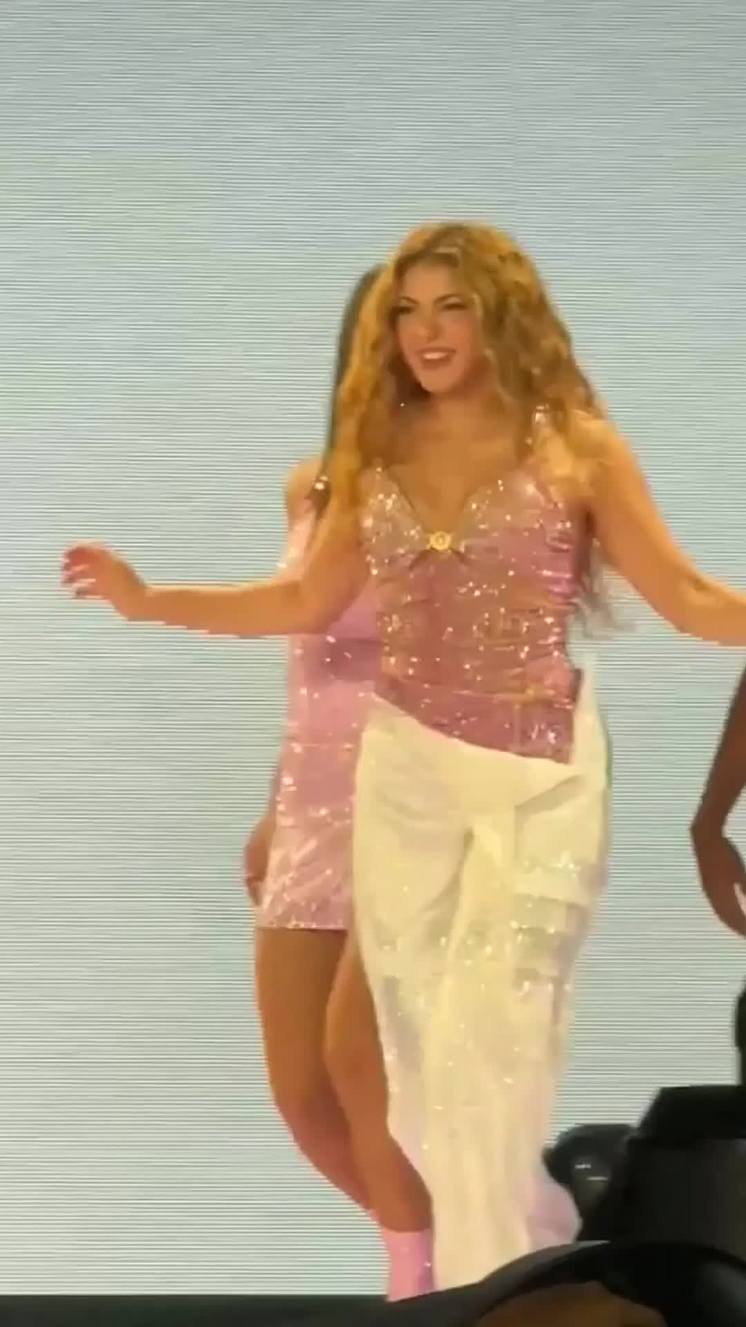 @ShakiraSupporters