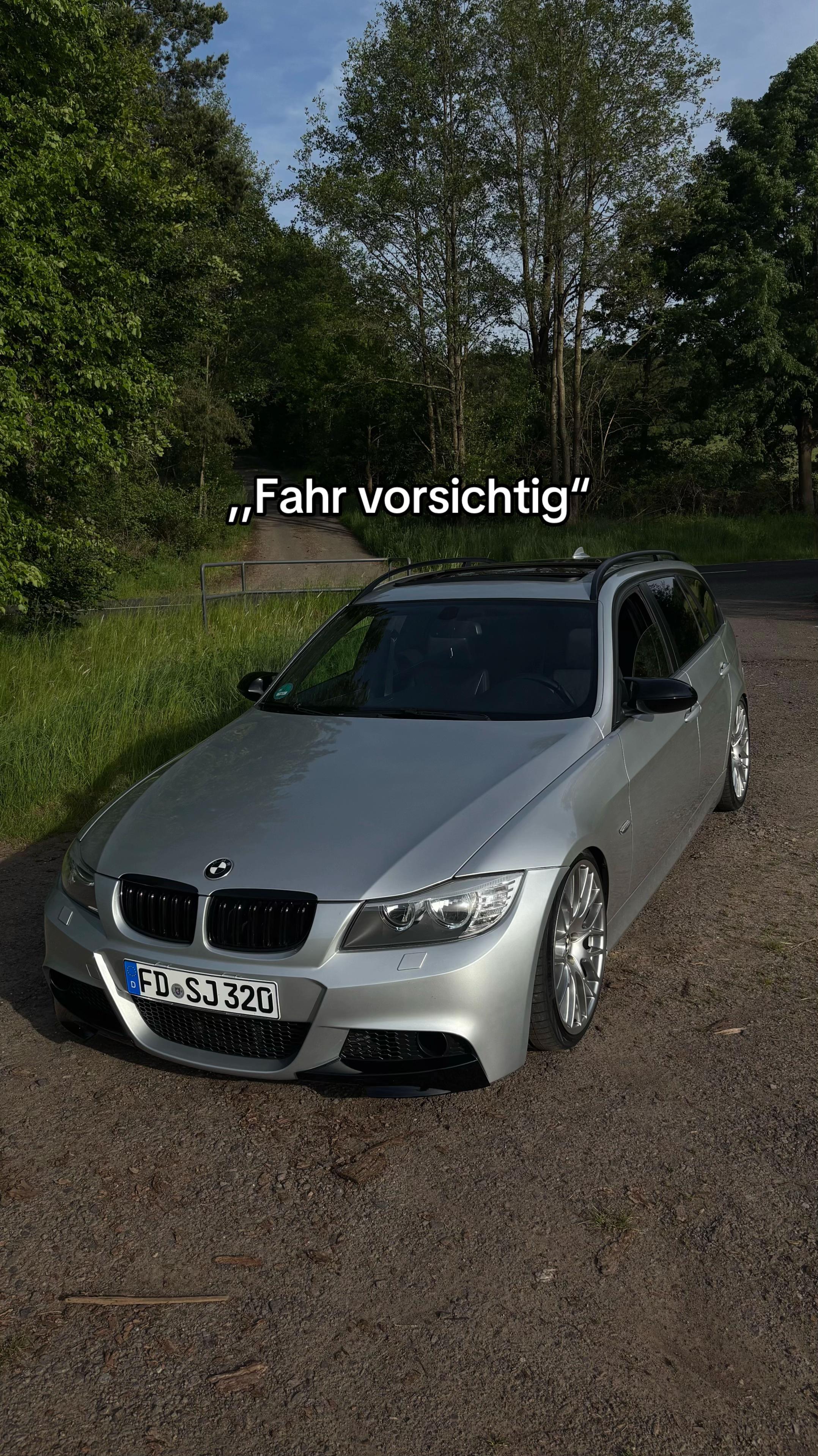 @𝐝𝐞𝐫𝐦𝐢𝐭𝐝𝐞𝐦𝐝𝐫𝟑𝐢𝐞𝐫