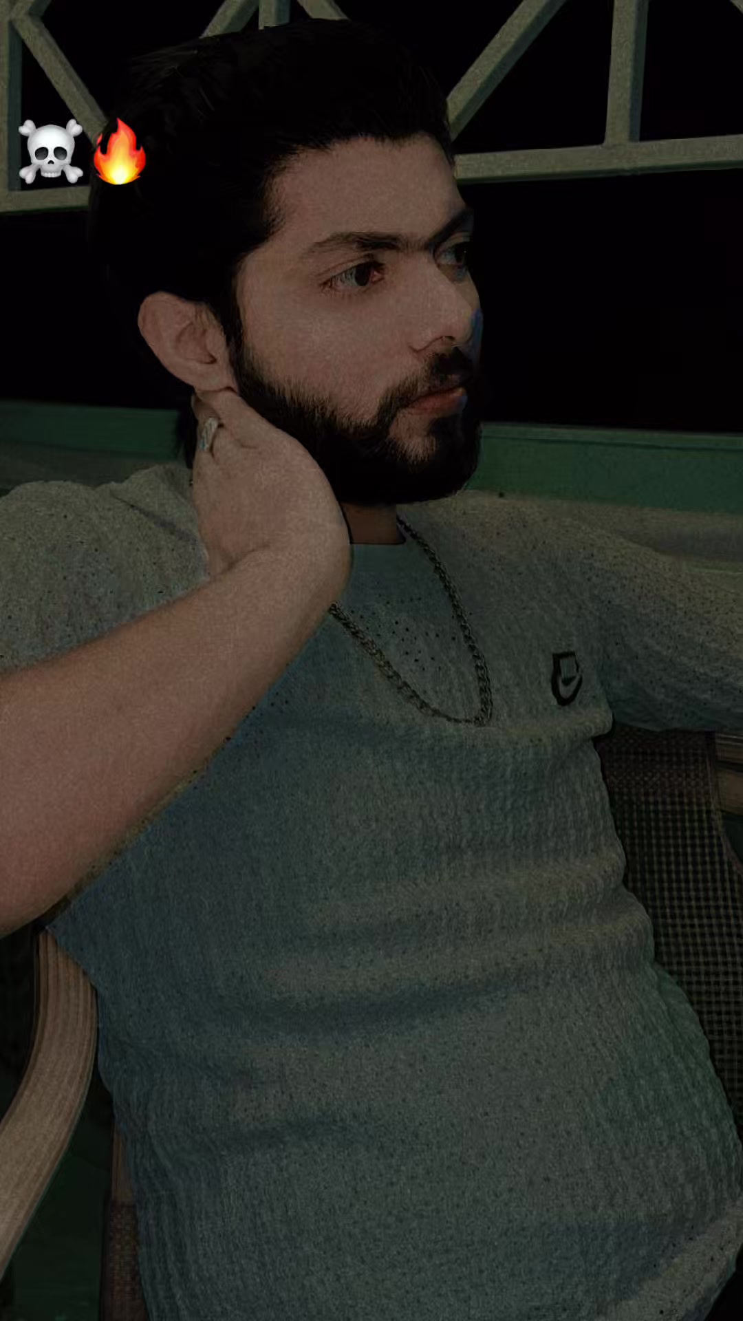 @️