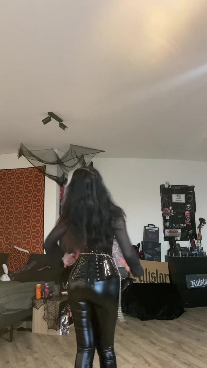 @Fl3di
