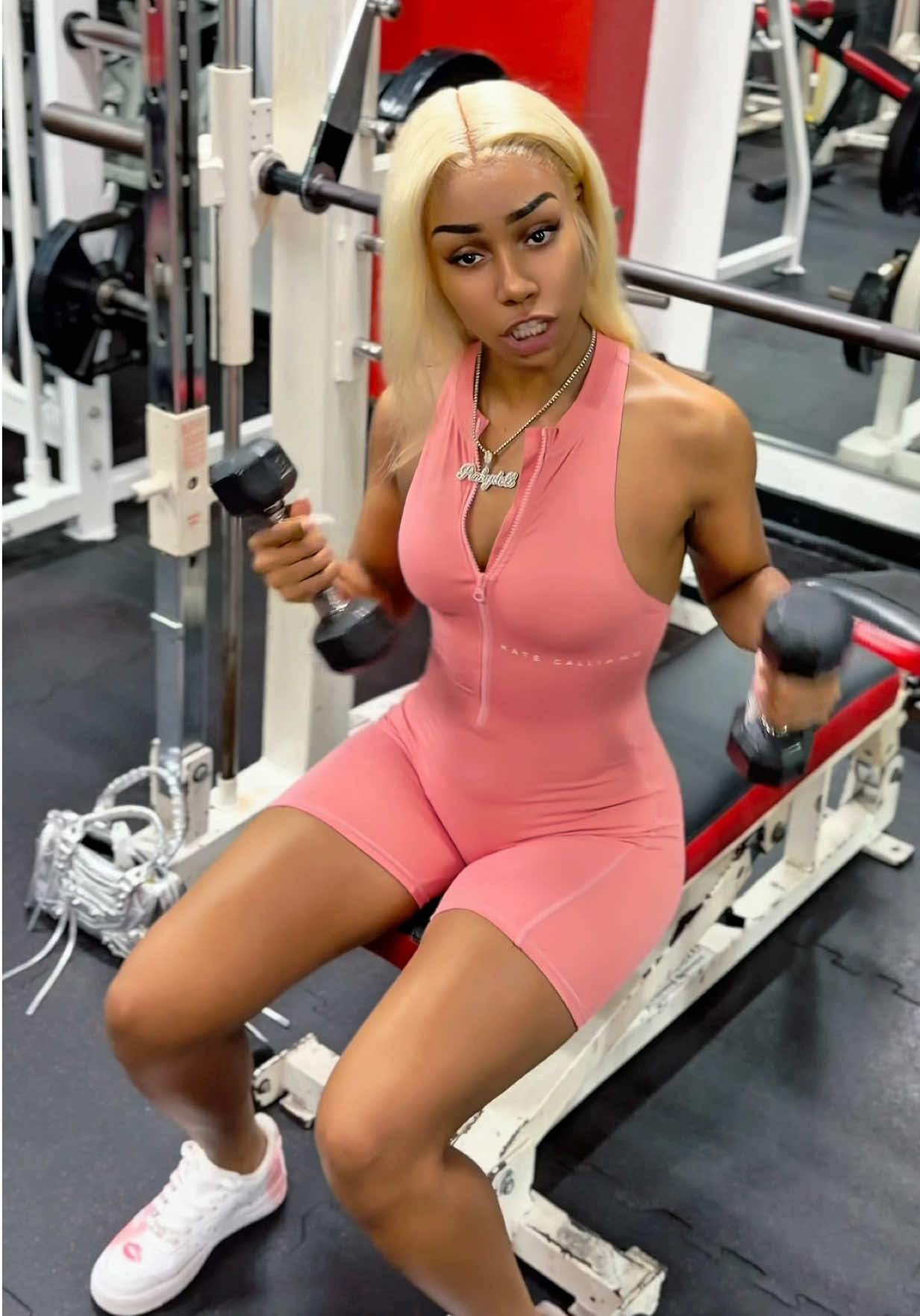 @Pinkydoll