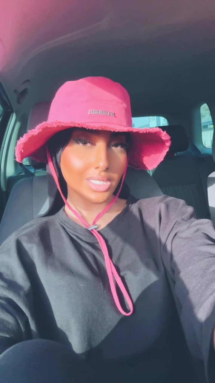 @Amira✨