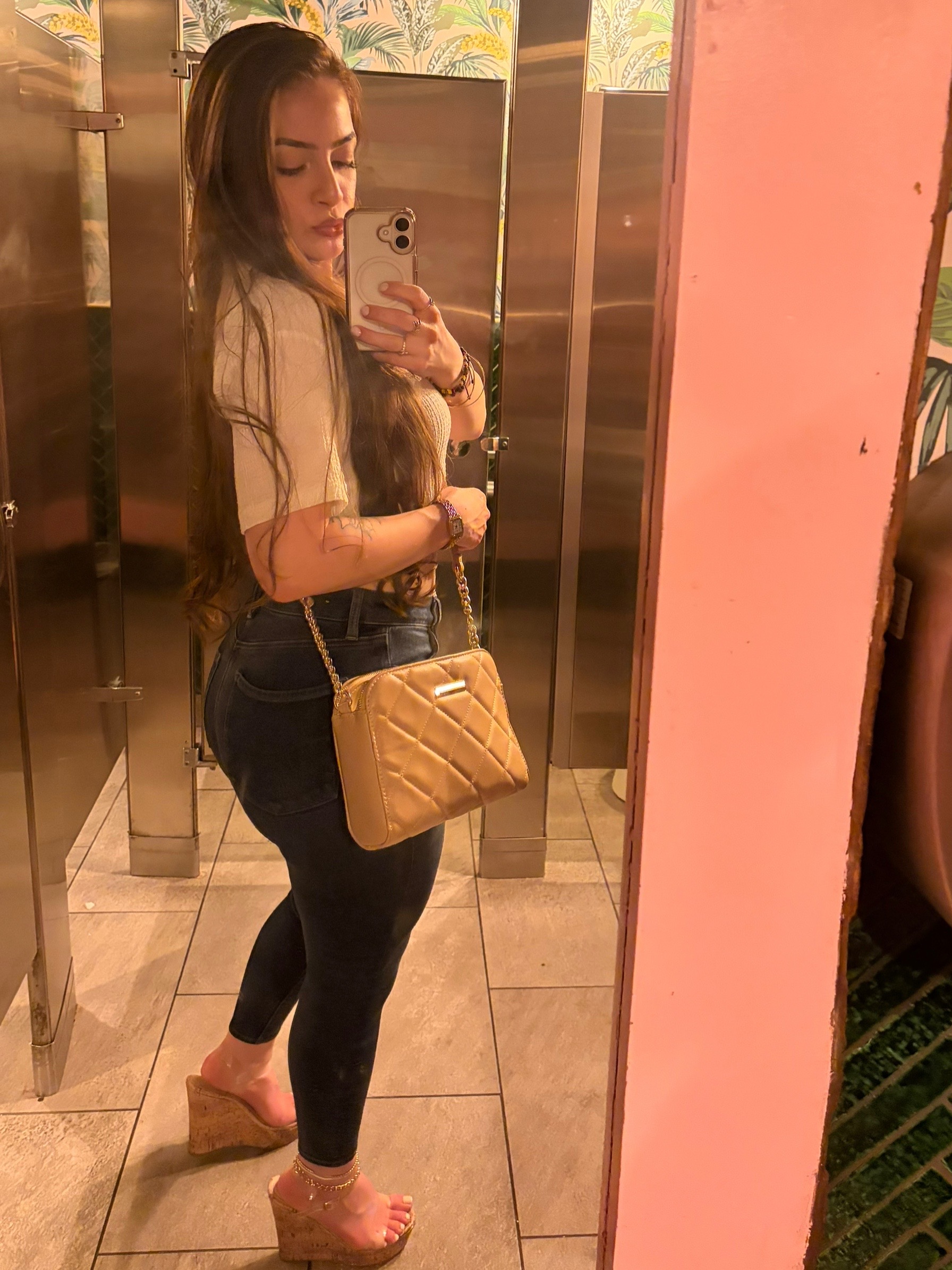 @CarolinaRamirez🤍