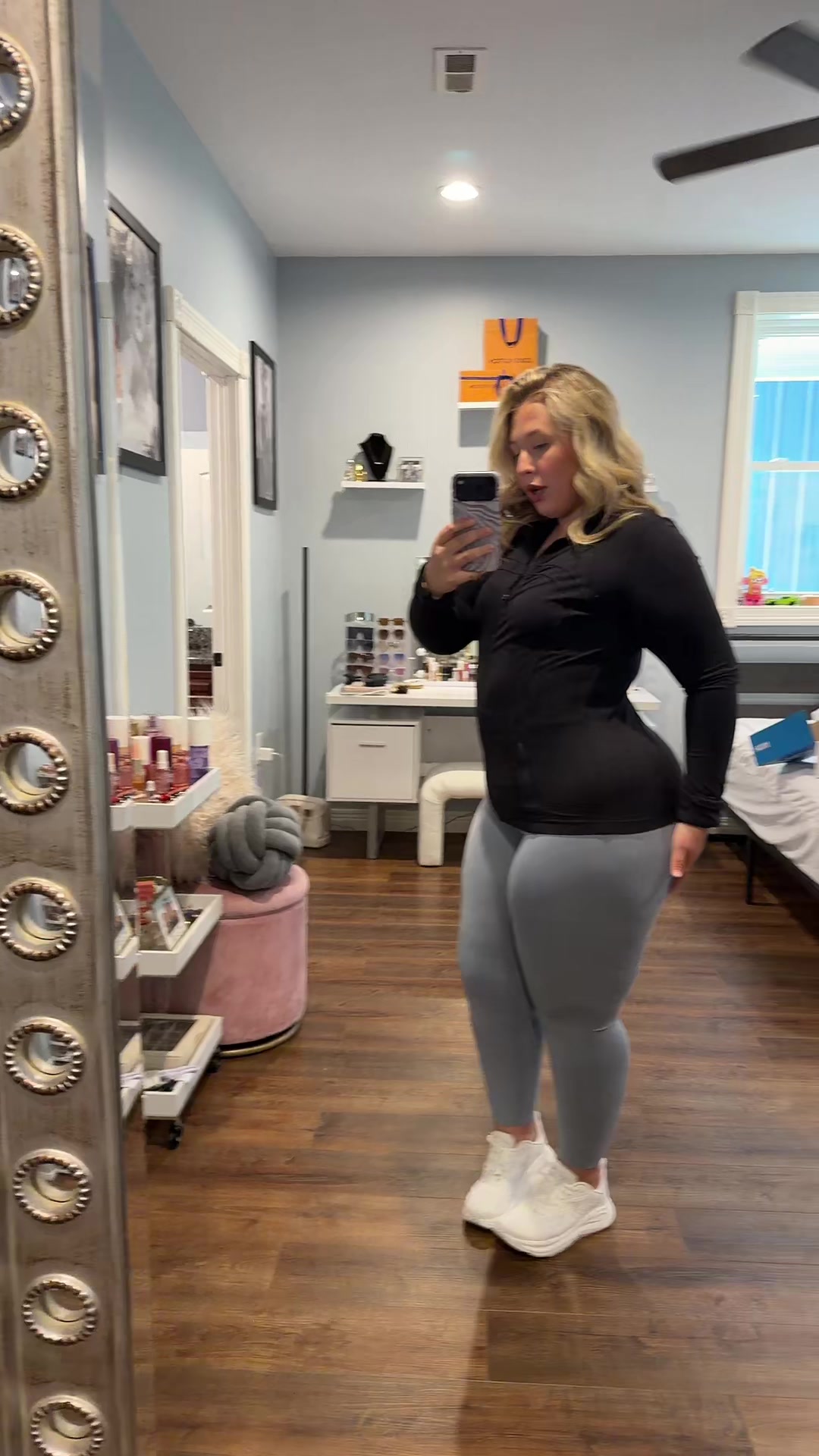 @av