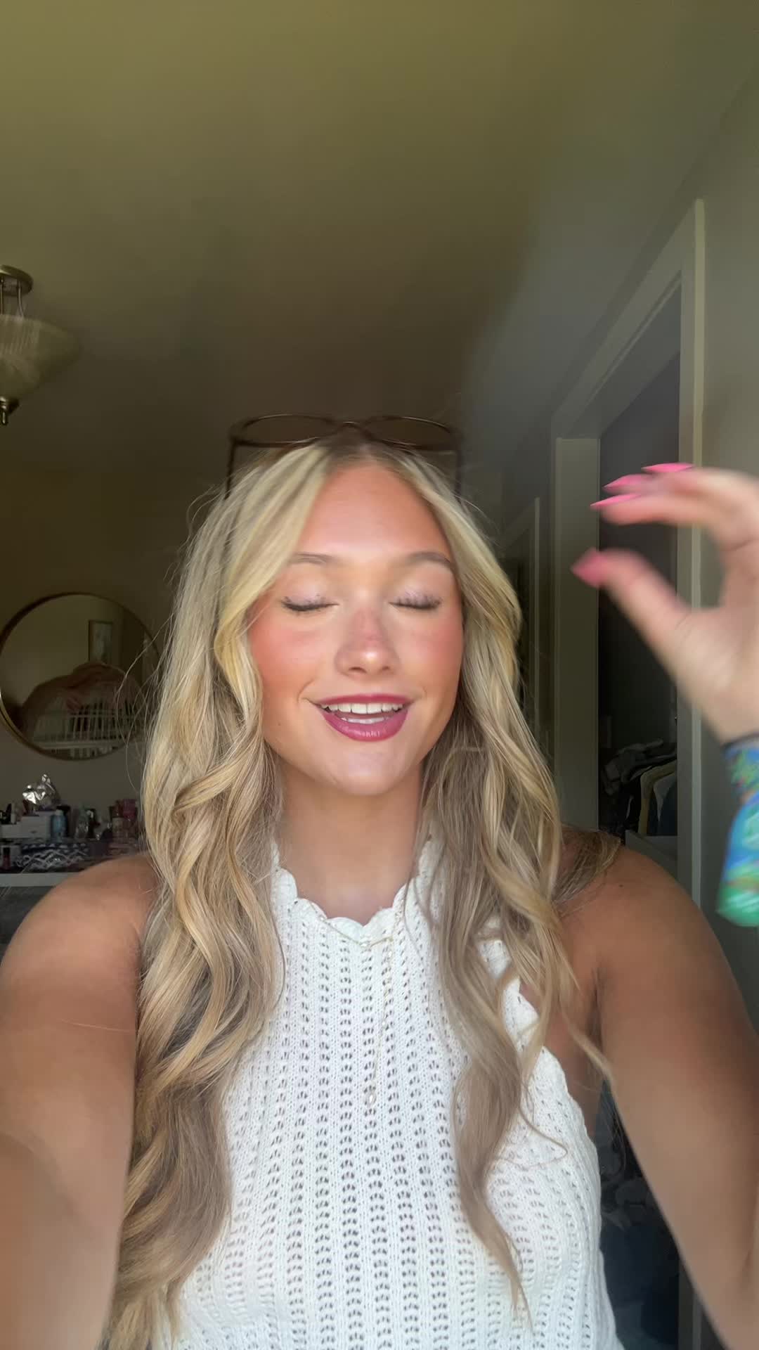 @😝🌊✌️💕🏃&zwj;♀️