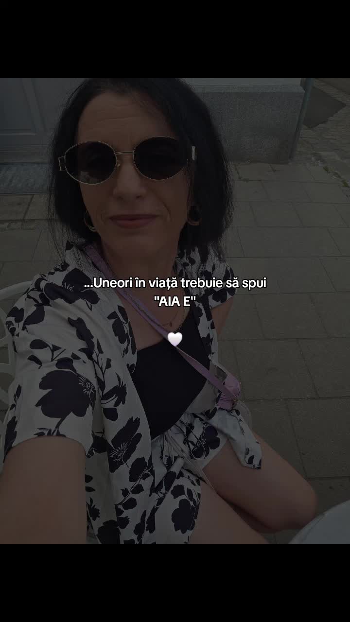 @Lili Lilisor