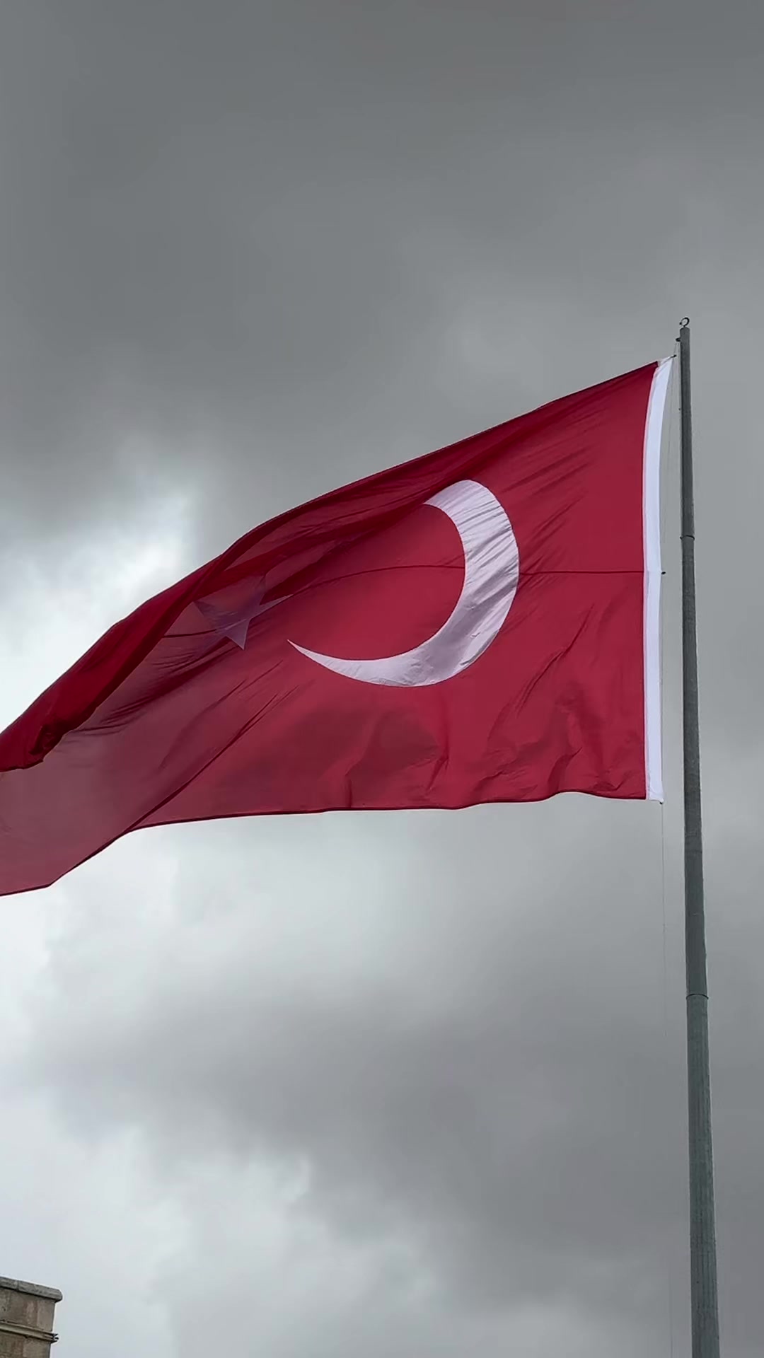@H&uuml;seyin &Ccedil;ınaroğlu