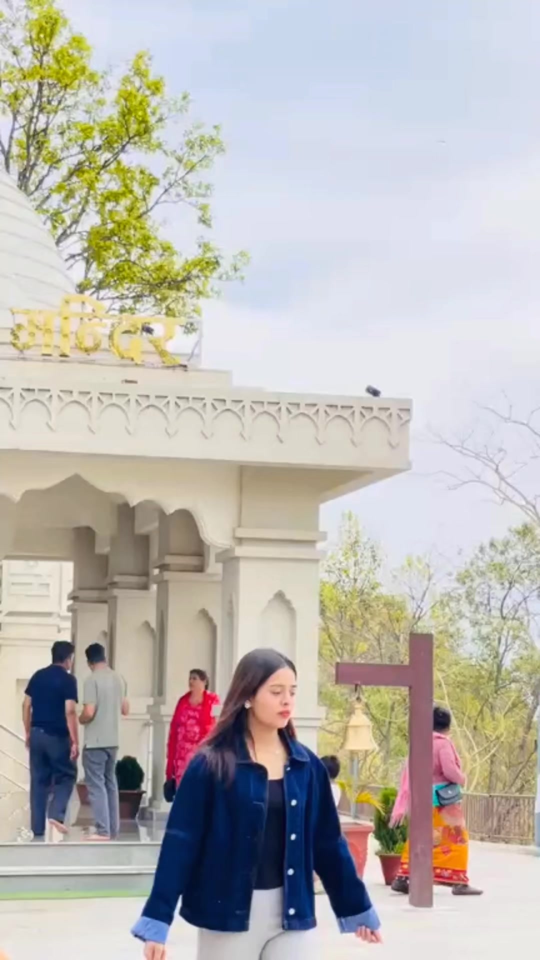 @करिश्मा🦋