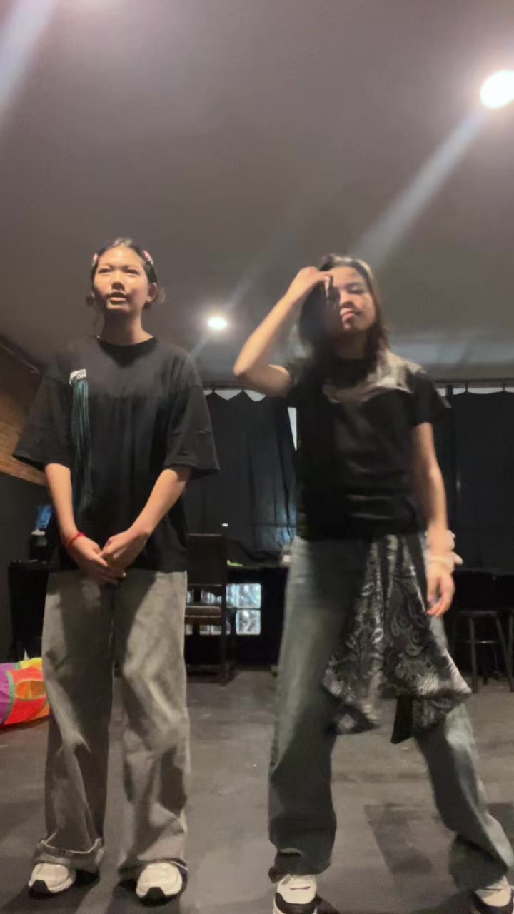 @พลอยไม่ง้อผัก