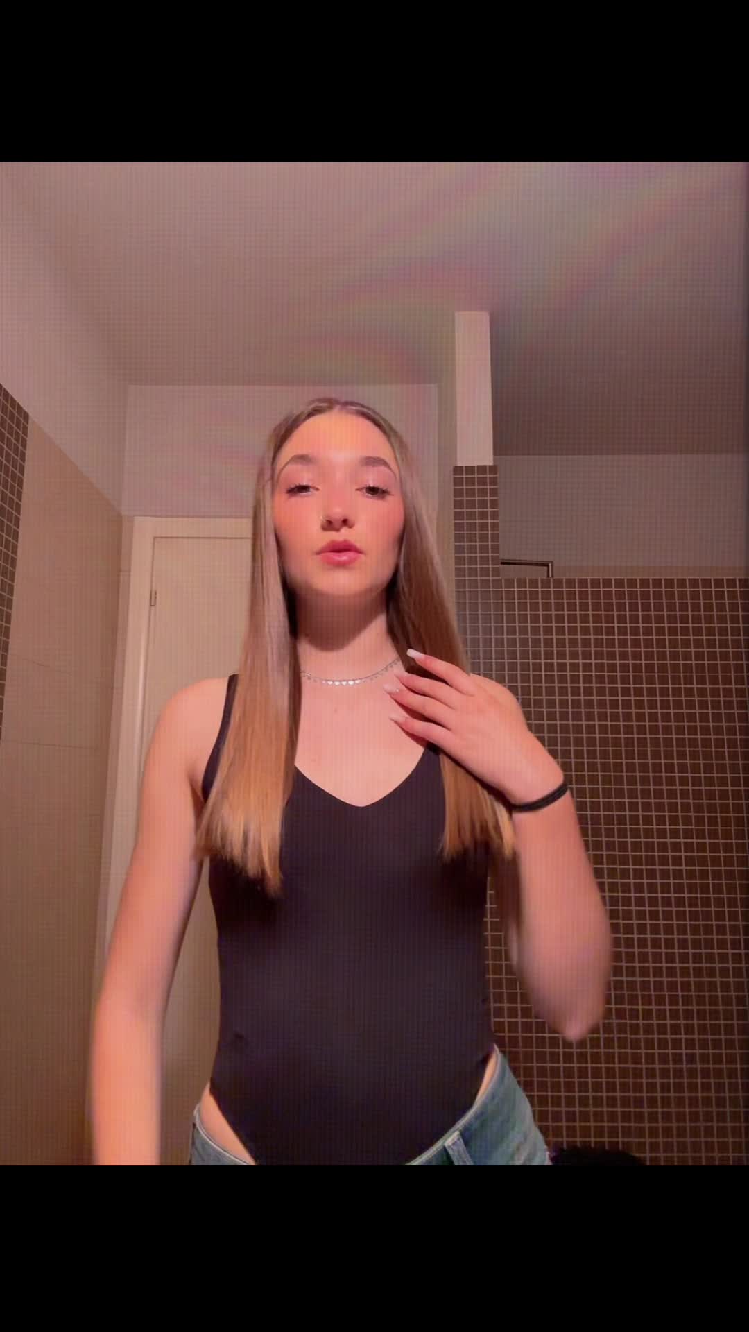 @👼