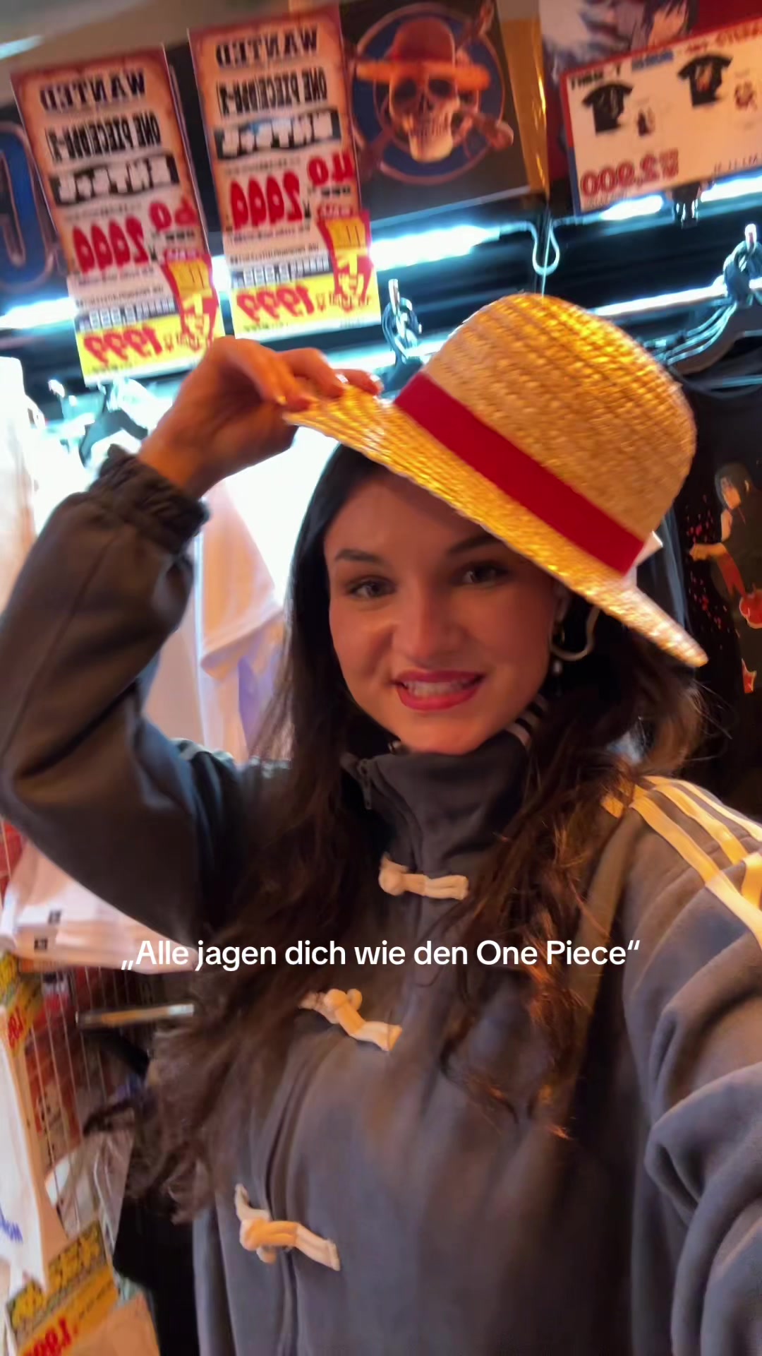 @Lili💌 | Flugbegleiterin