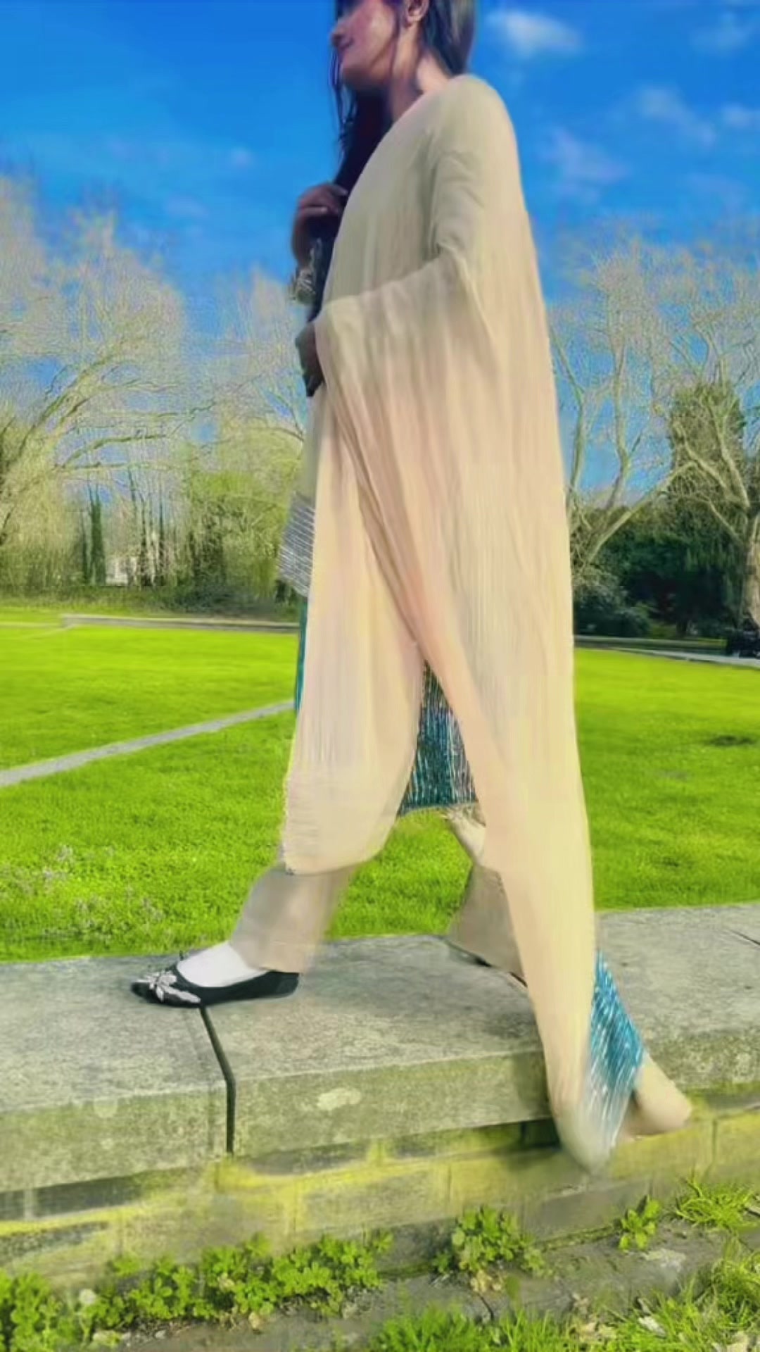 @đĨđ§đŠJHORNAđŦđ§đ¸