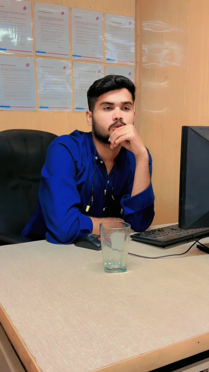 @ShahzAib_Foجi🖤