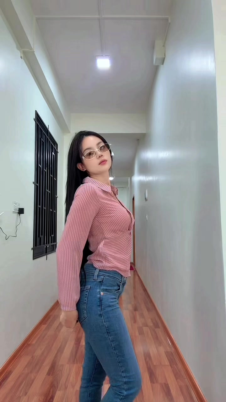 @htwehom