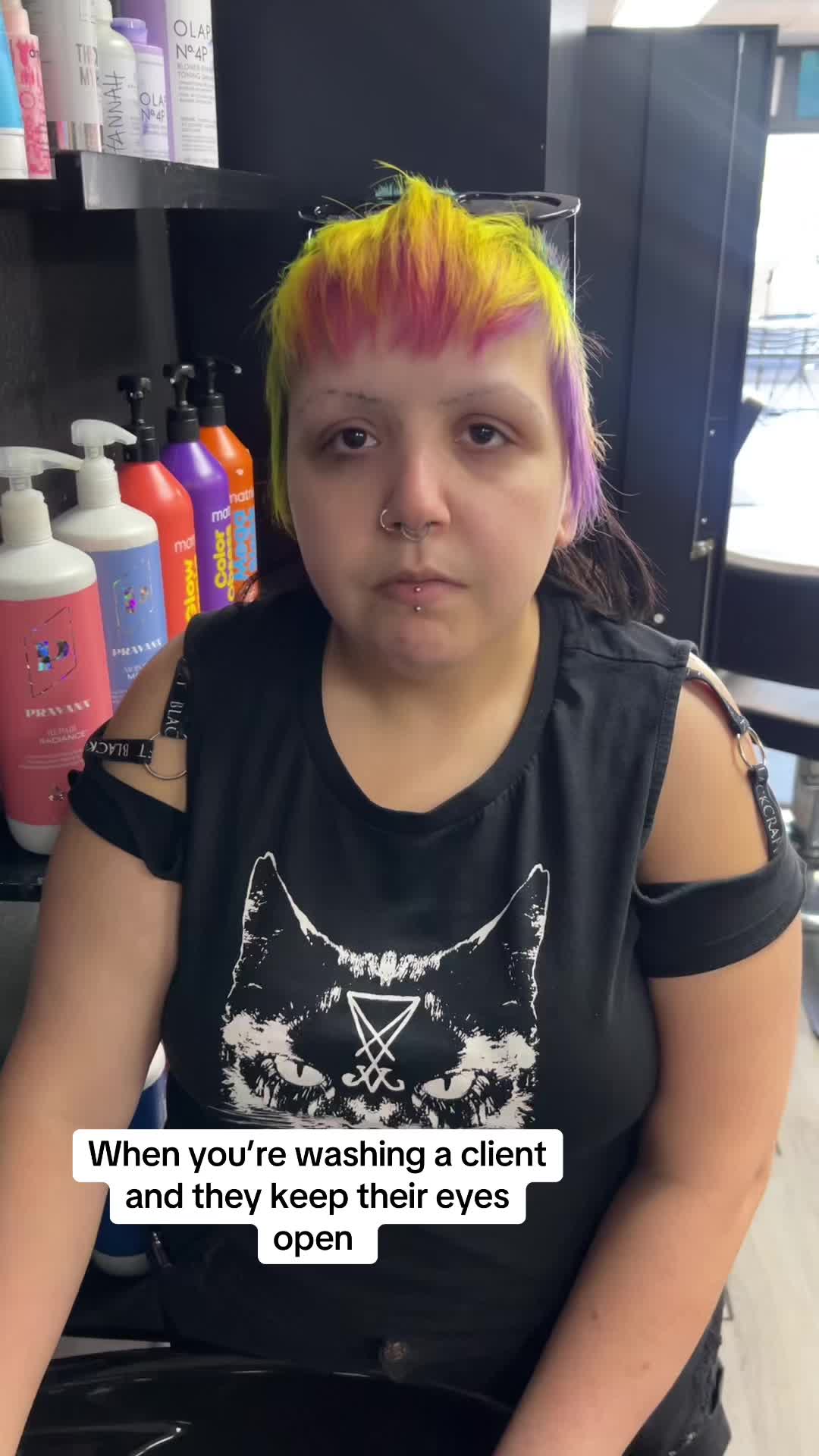 @Sinister salon