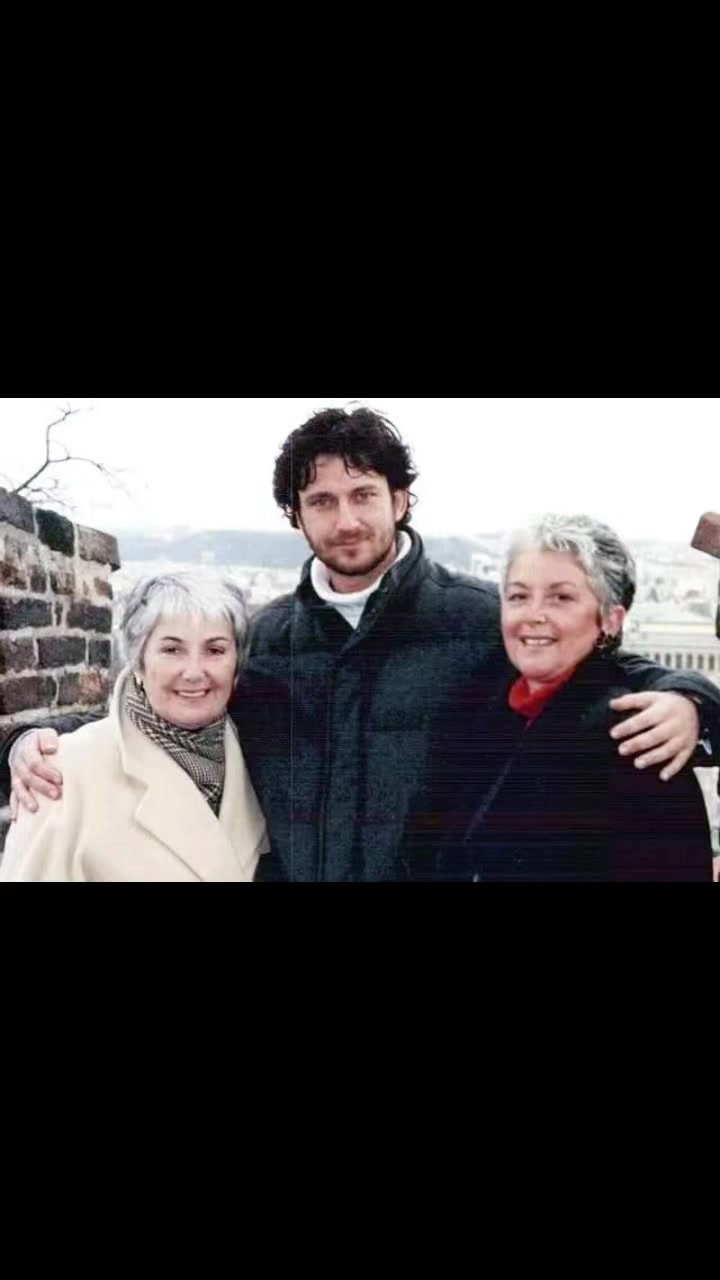 @Gerard Butler for real