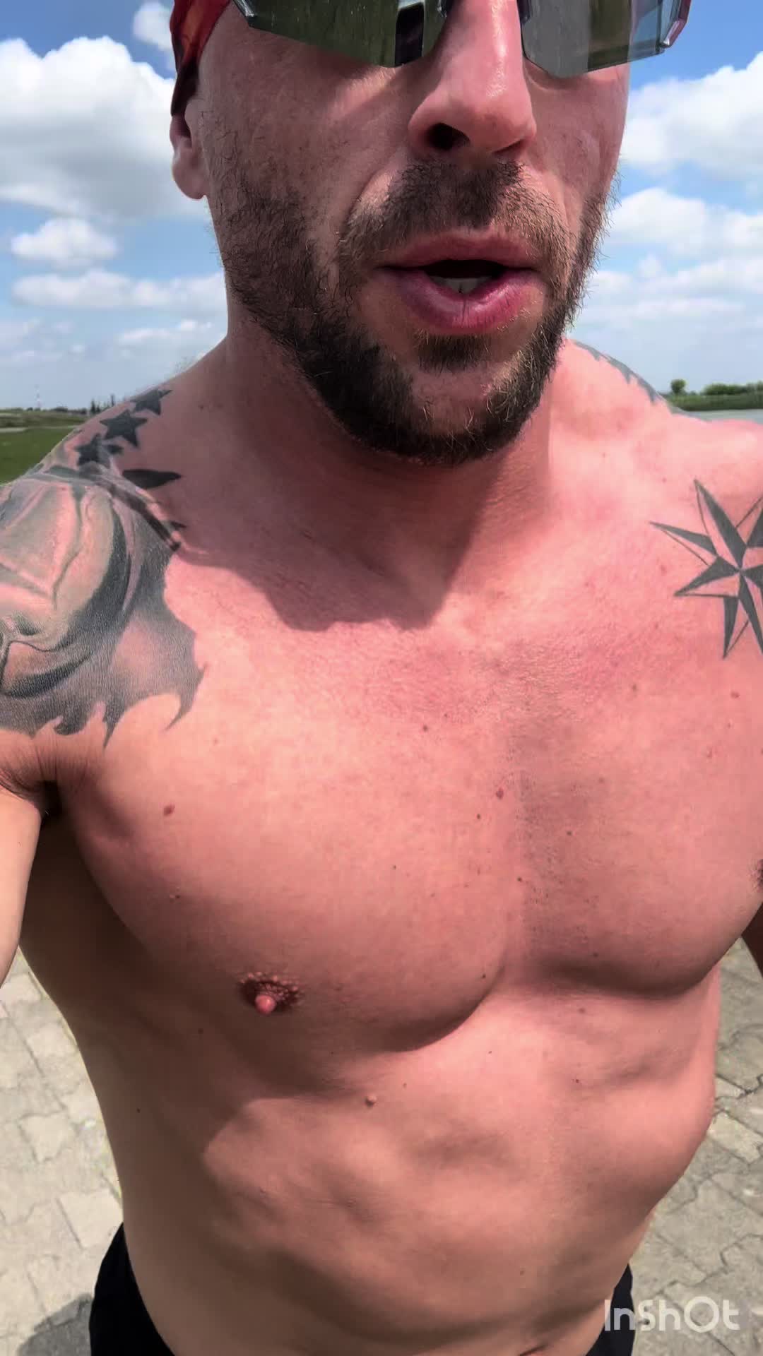 @lukas.cross.s